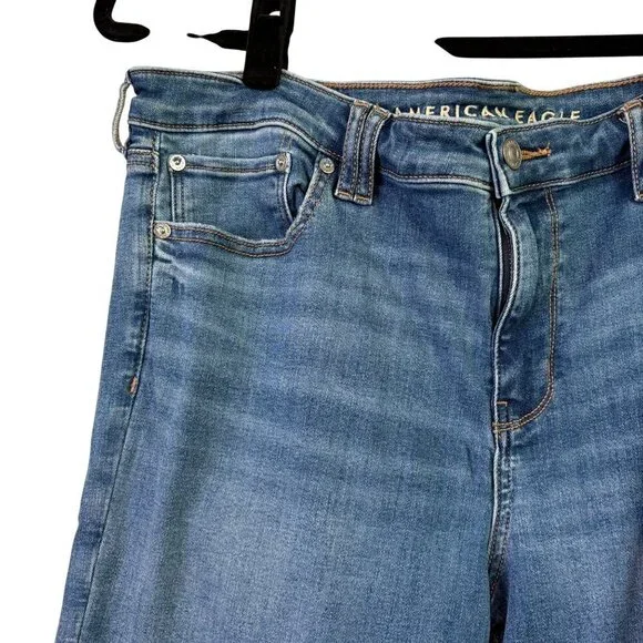 American Eagle Low-Rise Flare Women's Medium Wash Envelope Pocket Jeans Size 16 - Picture 5 of 13